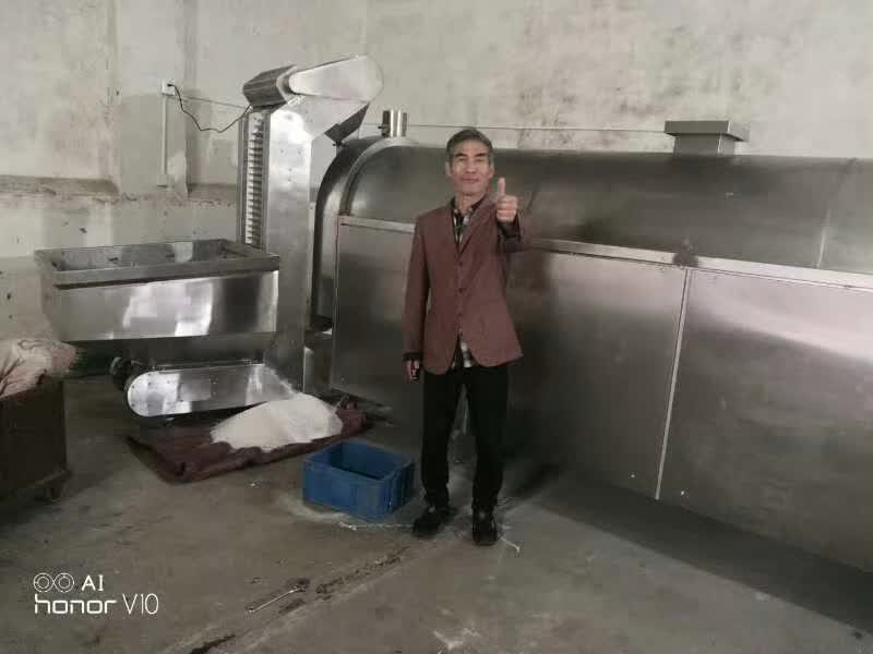 浙江紹興嵊州食品廠訂購的炒年糕片、條設(shè)備正式運作！