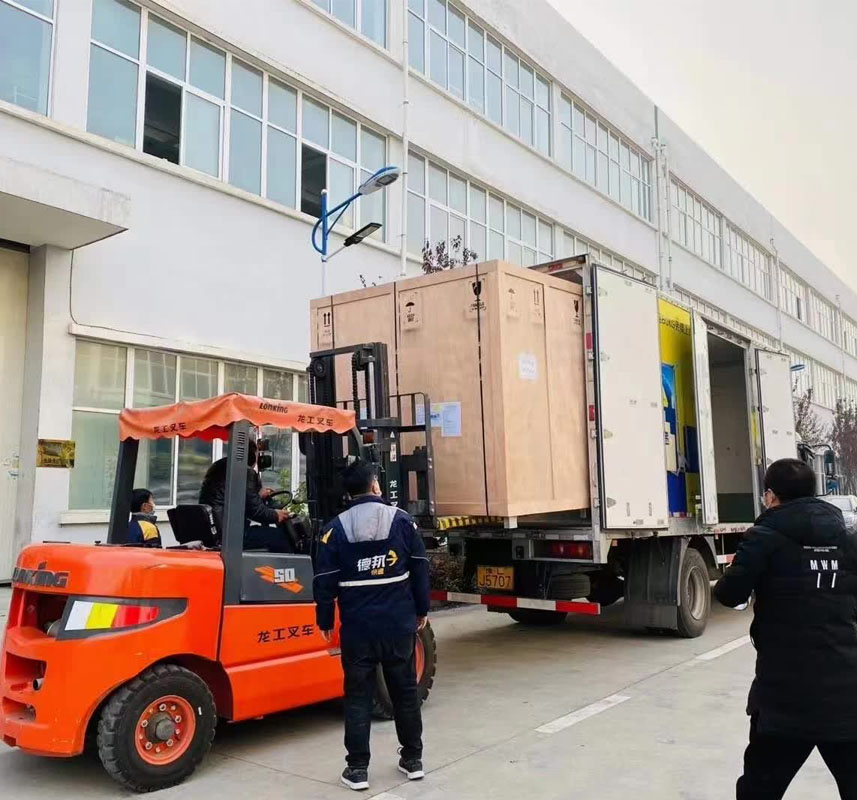 巨無霸多功能電磁炒貨機裝箱發(fā)往危地馬拉 巨無霸多功能電磁炒貨機裝箱發(fā)往危地馬拉